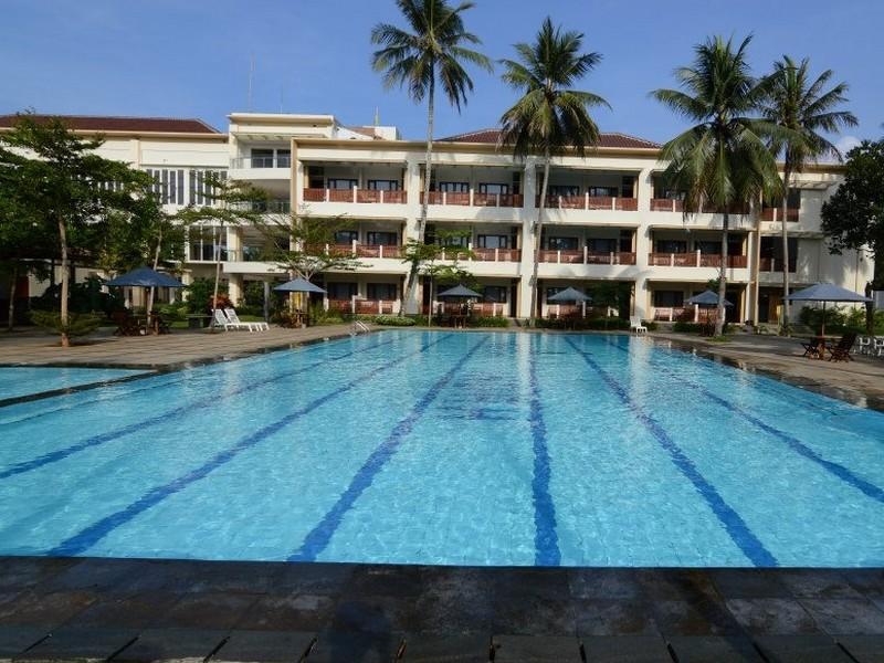 Pantai Indah Resort Hotel Barat Пангандаран Екстериор снимка
